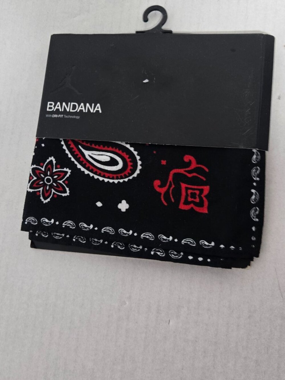 🔥 Jordan Dri-FIT Printed Bandana – Flight Black/Mystic Hibiscus – NWT 🔥